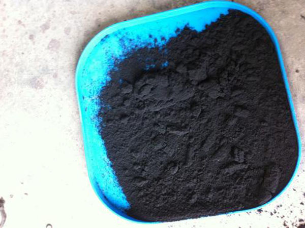 橡膠磨粉機粉碎出來(lái)的膠粉